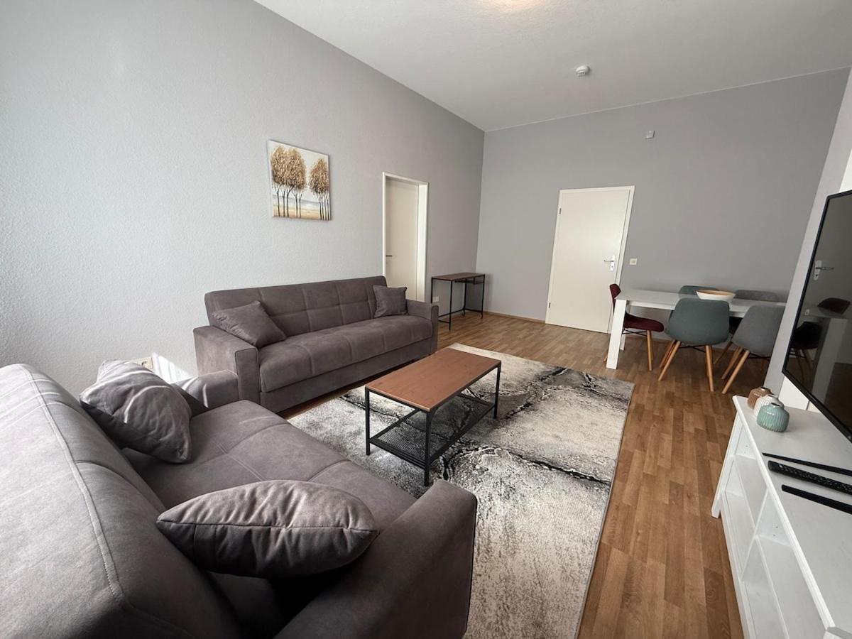 Apartment 1 In Location-lilac Köln